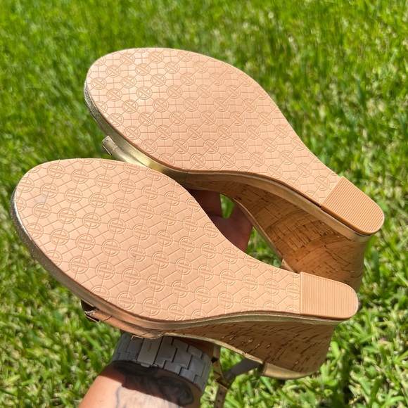 Lilly Pulitzer studded wedges - Picture 8 of 8